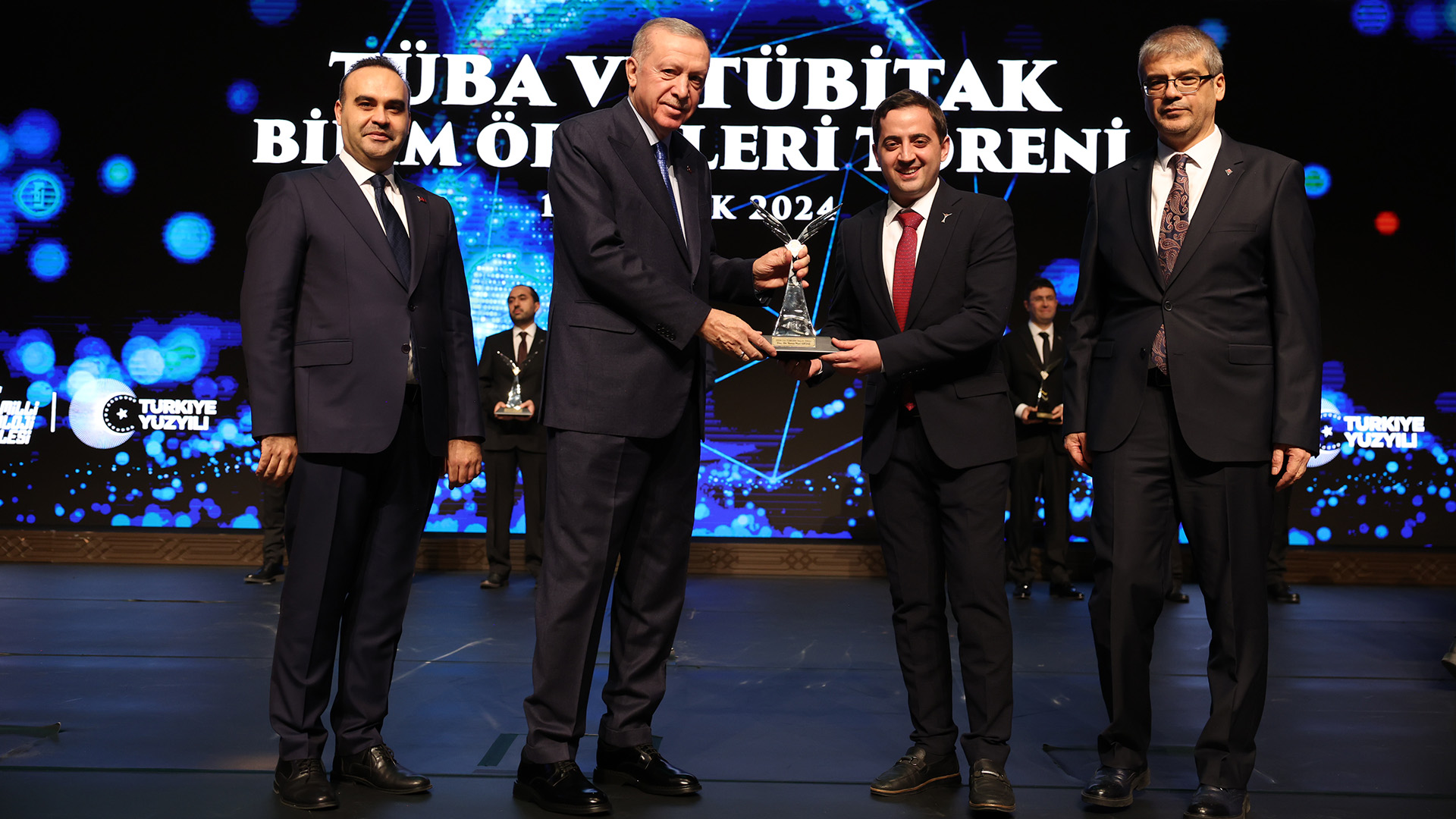 yavuz nuri ertaş